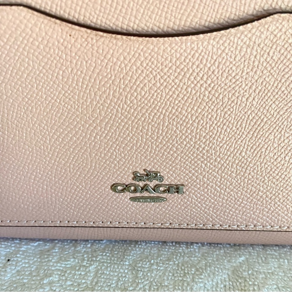 Coach Pink Leather zip around long wallet with silver hardware EUC like new - Picture 7 of 12